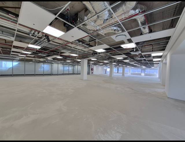 242M² OFFICE TO LET IN SANDTON CENTRAL